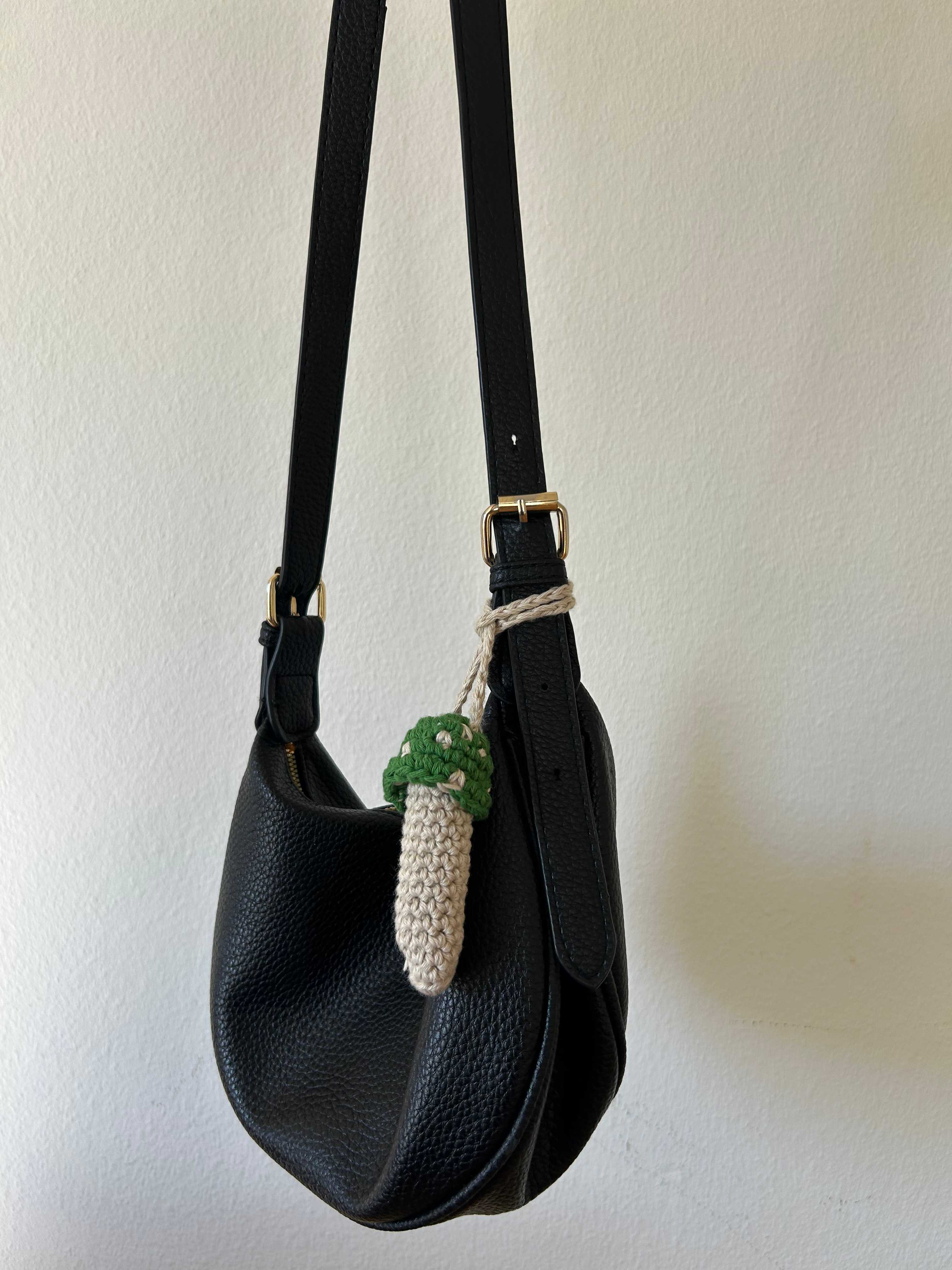Lip Balm Holder Mushrooms thumbnail 3