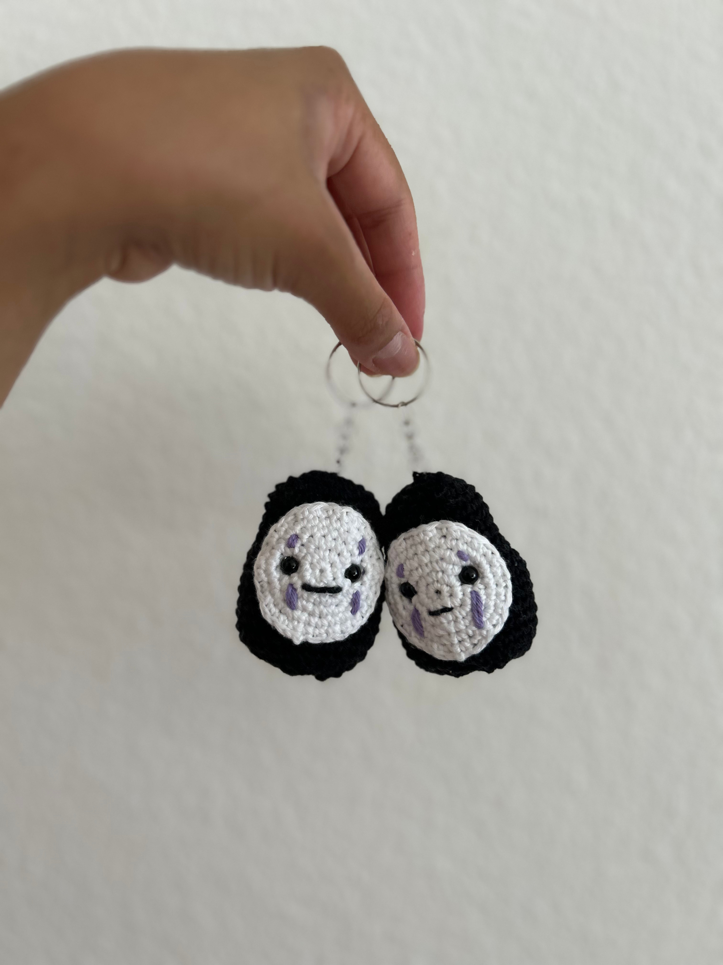 No Face Amigurumi Keychain