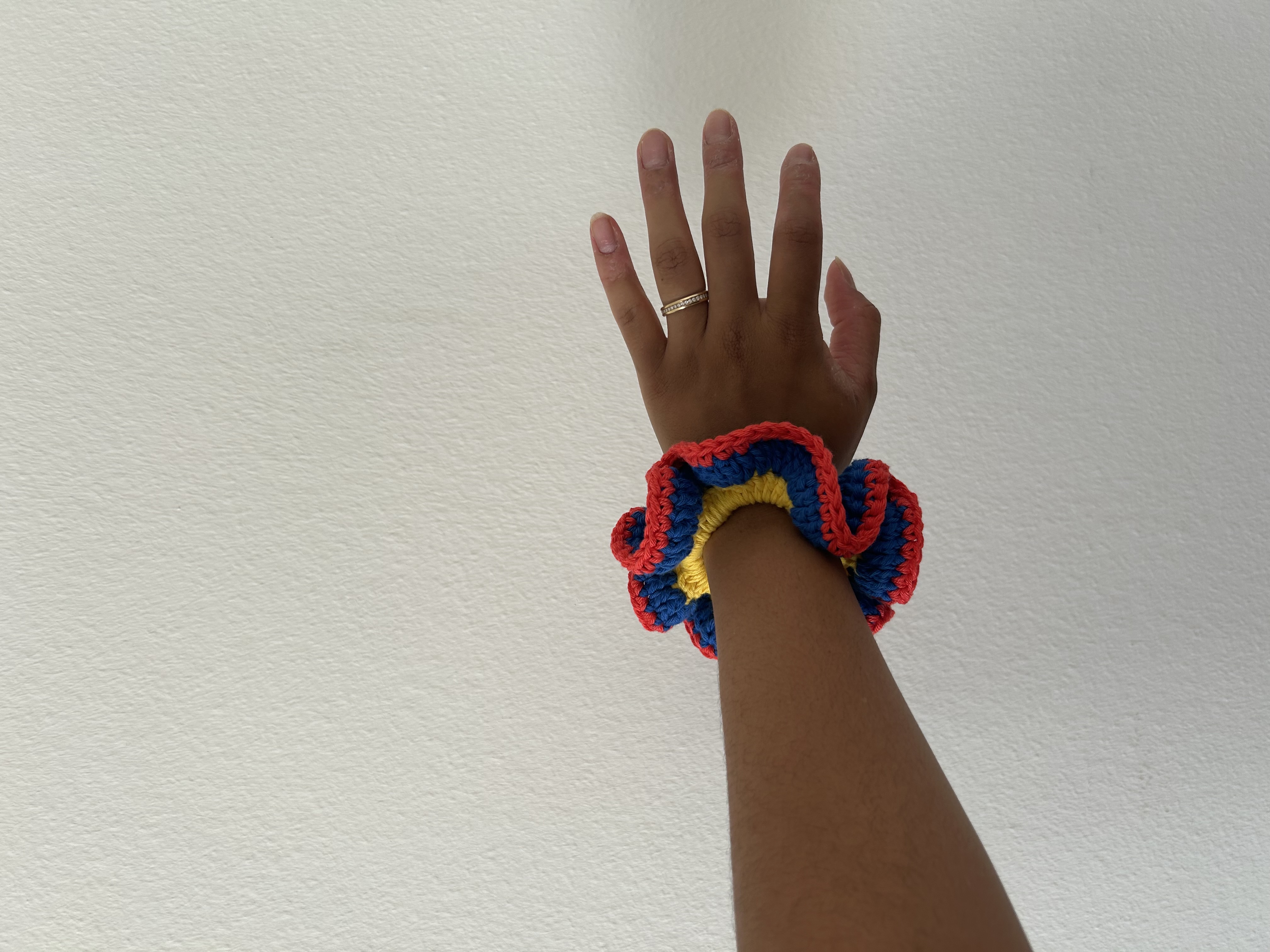 Crochet Scrunchies thumbnail 3