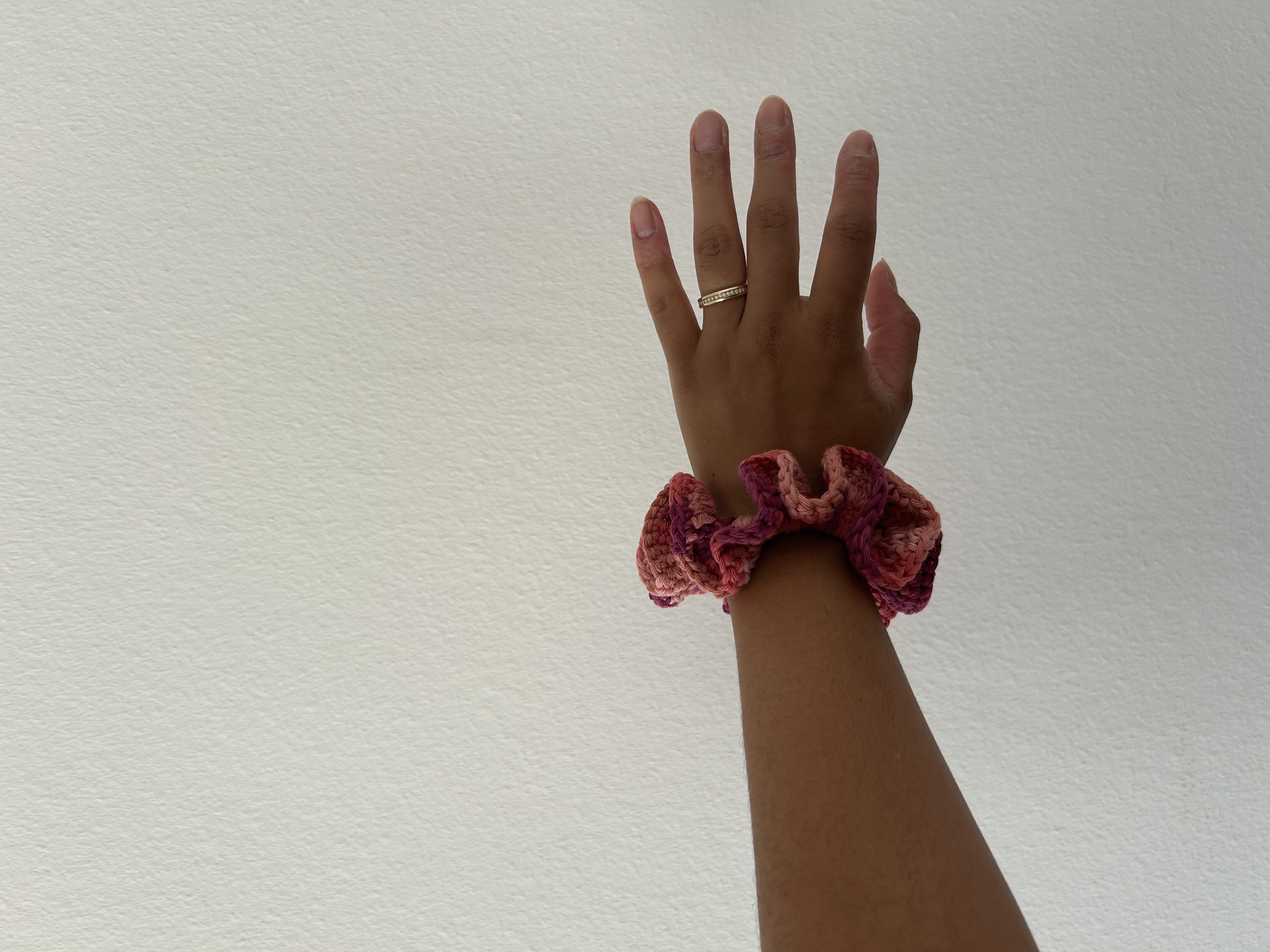 Crochet Scrunchies thumbnail 9