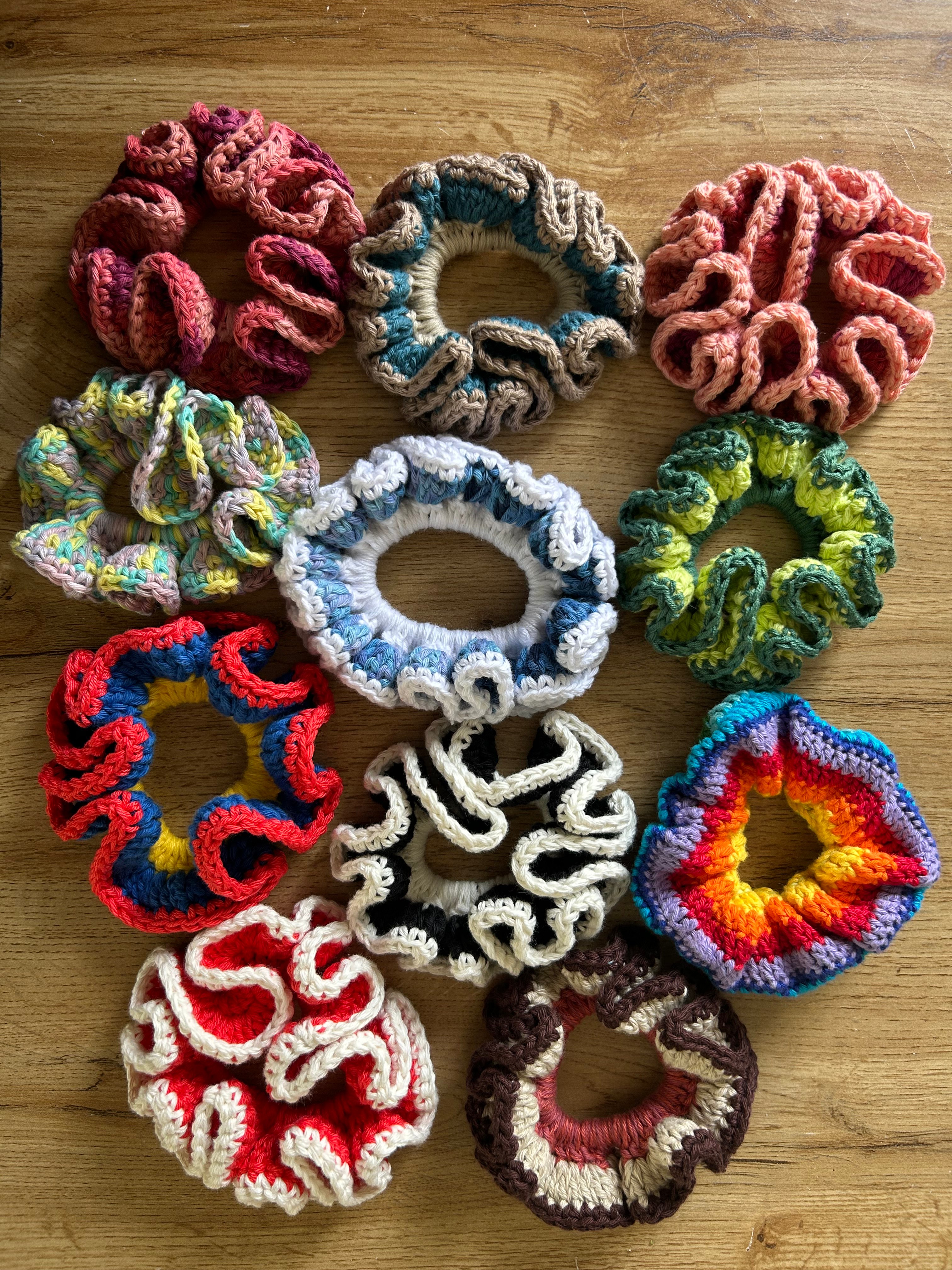 Crochet Scrunchies thumbnail 2